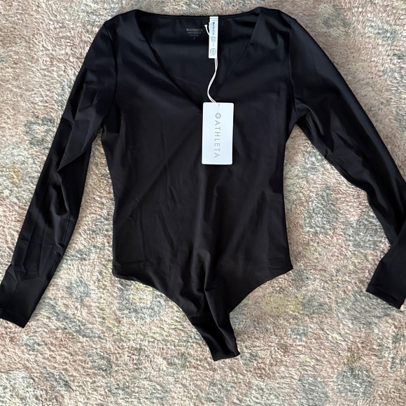 Athleta vitaform plunge long sleeve bodysuit BODYMOVE black small s nwt - Picture 8 of 11